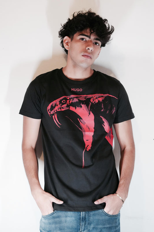 camiseta hugo animal